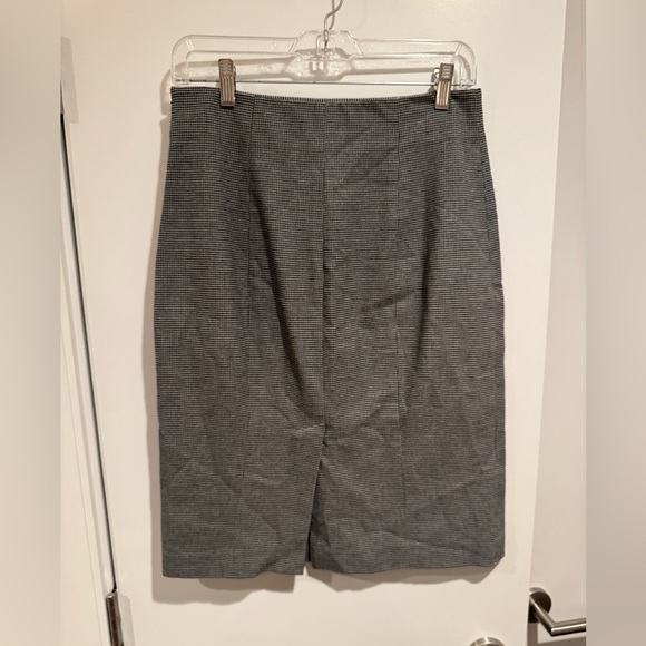 Theory Black and White Houndstooth Knee-Length Pencil Skirt for Work Size 6 - Picture 5 of 6